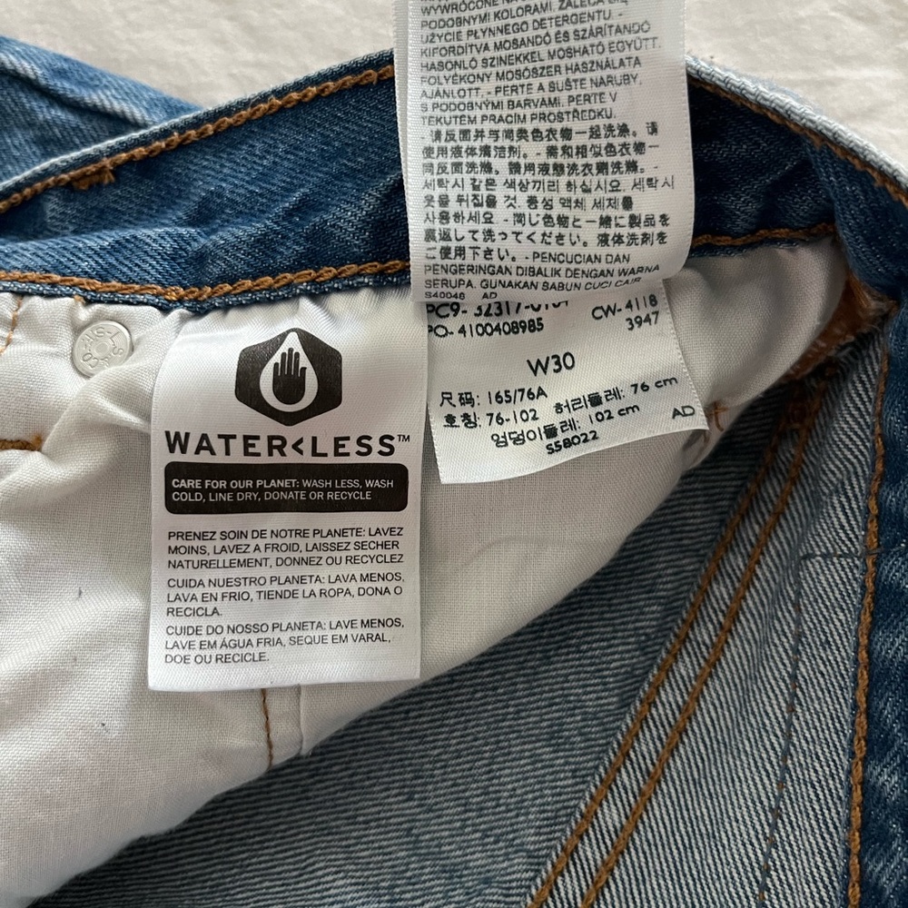 Levi 501 Short - image 3